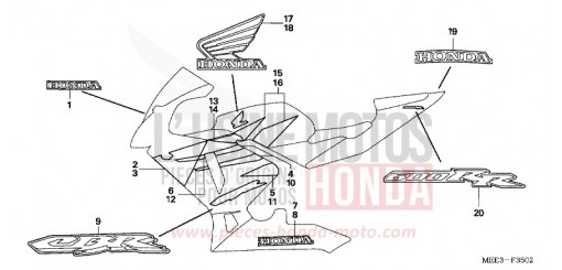 RAYURE (3) CBR600RR5 de 2005